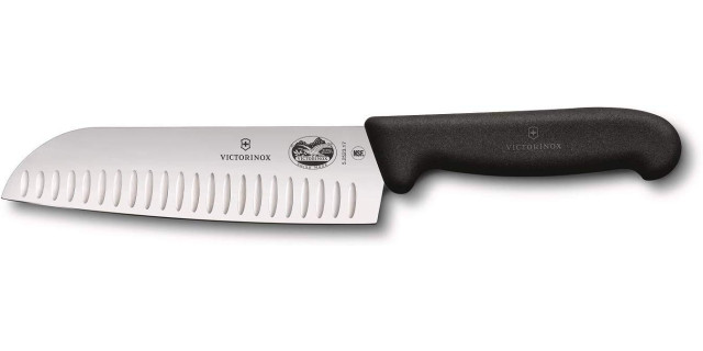 Cuchillo Santoku con alveolos 17cm Fibrox negro | 5.2523.17 •